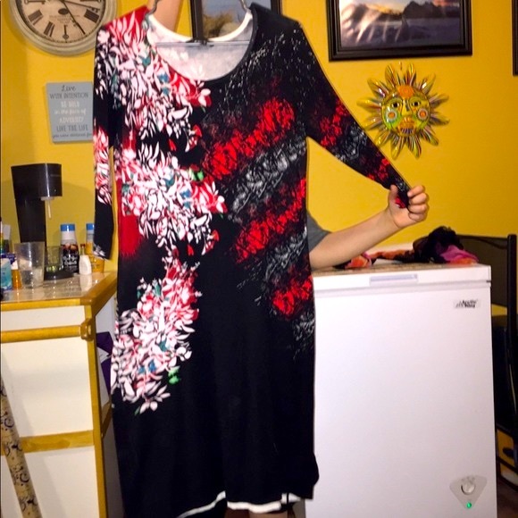 Gorgeous Floral Faux Sweater Dress! - Picture 7 of 8
